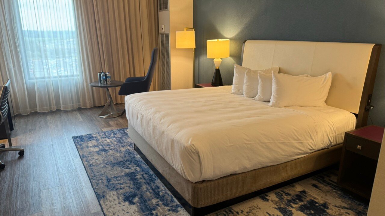 匹兹堡国际机场凯悦酒店-客卧