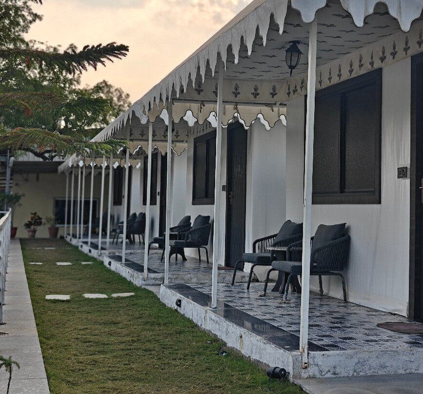 Kesariyo Fine Dine Restaurant & Villas