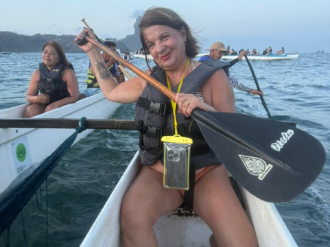 Canoe Blue Sea-费尔南多-迪诺罗尼亚群岛必去景点