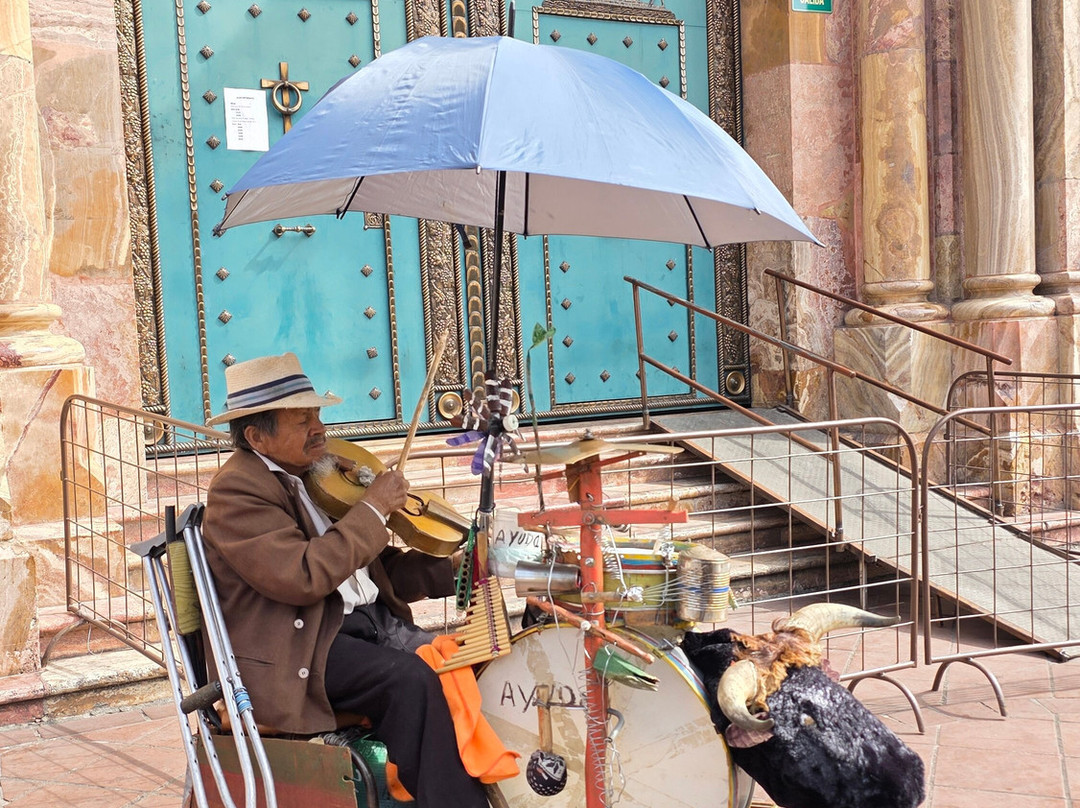 Go Camping-Velasco Ibarra必去景点