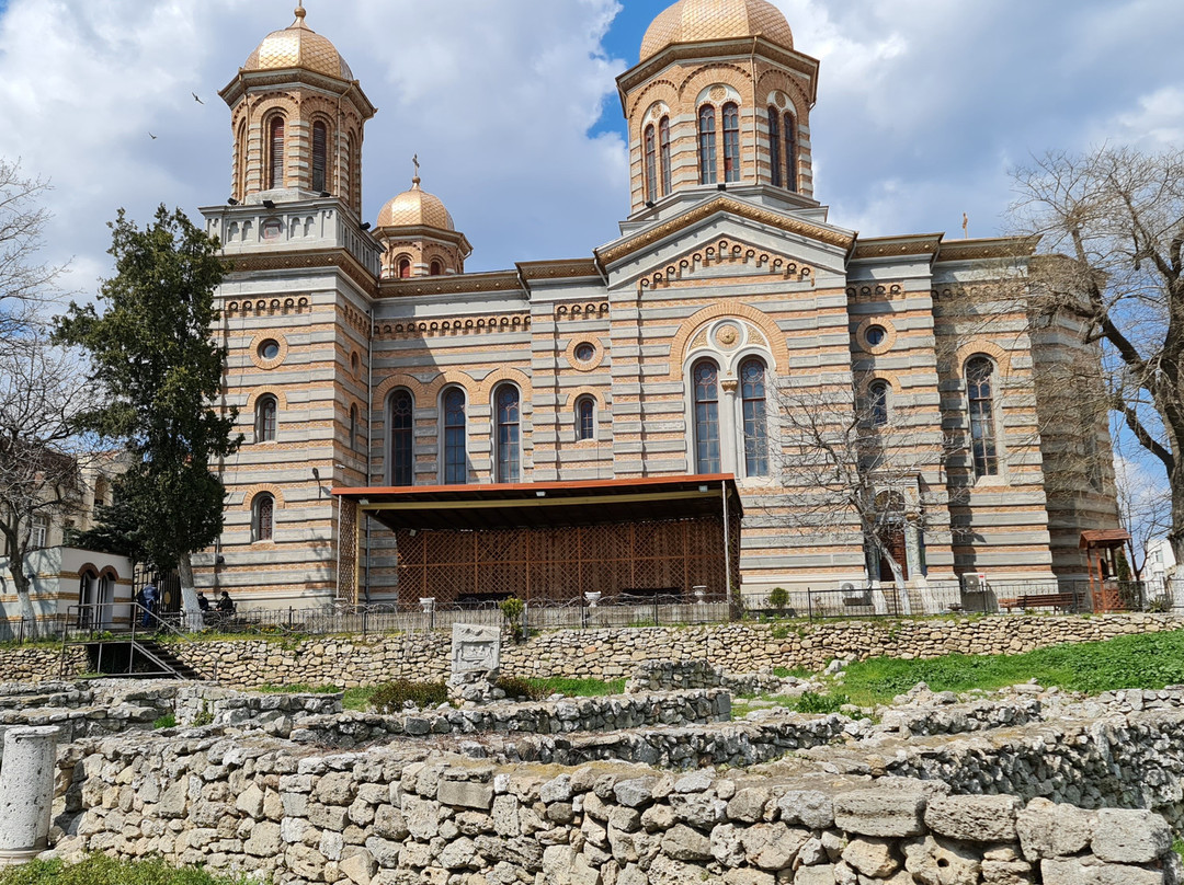 Catedrala Sfinții Apostoli Petru și Pavel - Constanța-康斯坦萨必去景点