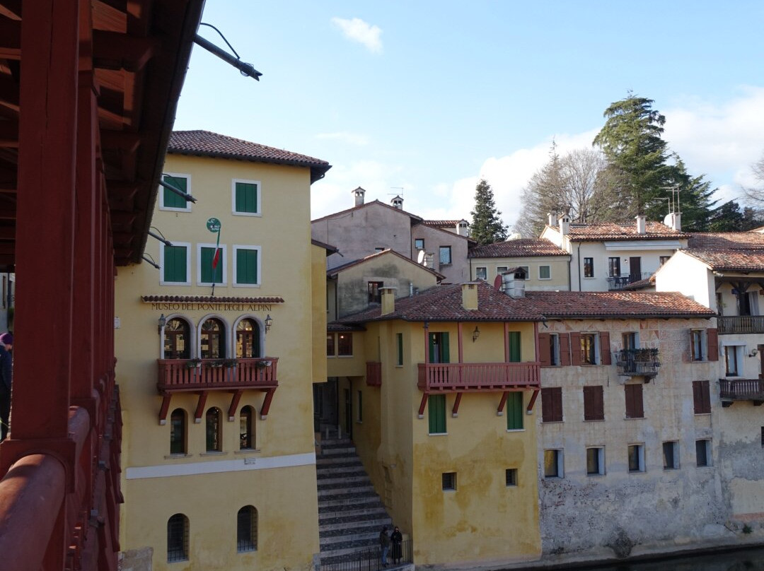 Grapperia Nardini-巴萨诺－德尔格拉帕必去景点