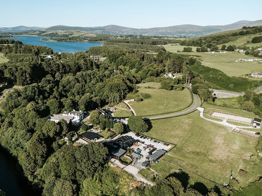 Poulaphouca House & Falls主图