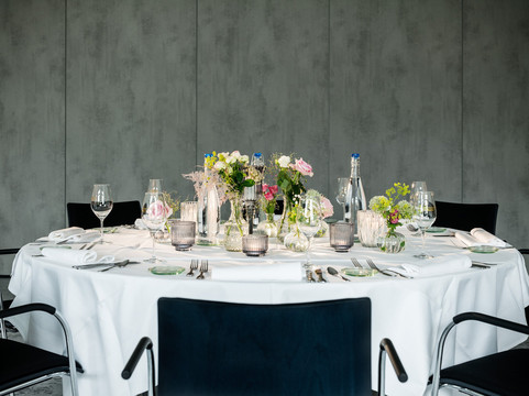 埃姆斯塔勒霍赫公园酒店主图