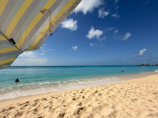 Cemetery Beach and Reef-大开曼岛必去景点