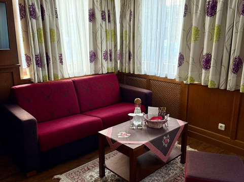 蒙萨本狩猎小屋酒店主图