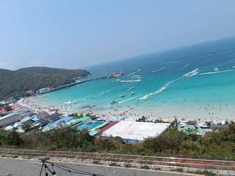 Ta Waen Beach-珊瑚岛必去景点