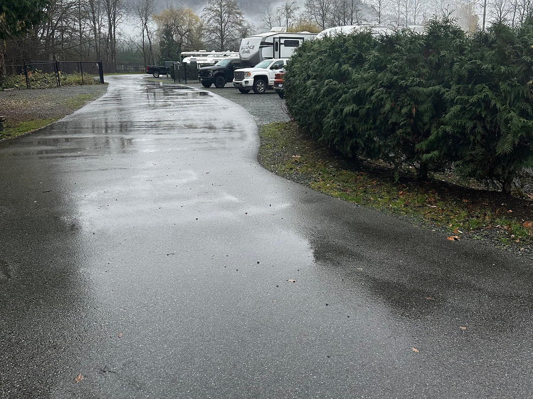 探路者营地度假村  阿加西兹主图