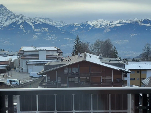 维多利亚住宅酒店主图