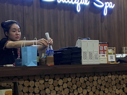 草本spa-岘港必去景点