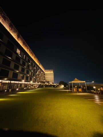 Vivanta布巴内斯瓦尔DN广场-泳池