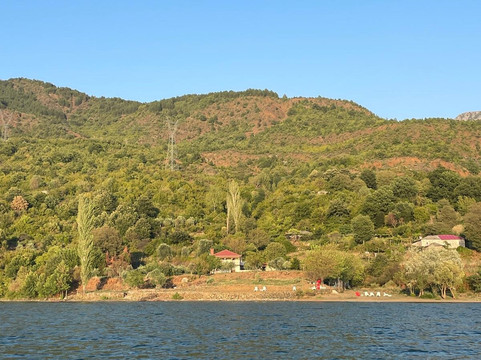 N'gegaj-Vau i Dejes必去景点