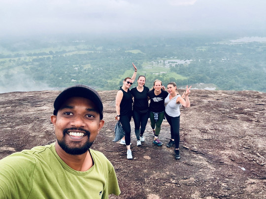 Sri Lankan Personal Drivers-科伦坡必去景点