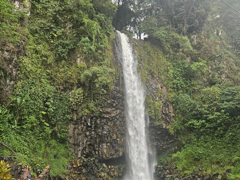 Anai Valley Waterfall-巴东必去景点