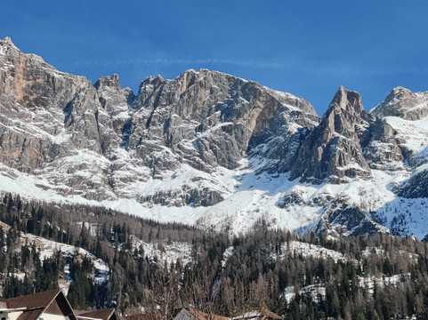 埃莱娜别墅酒店