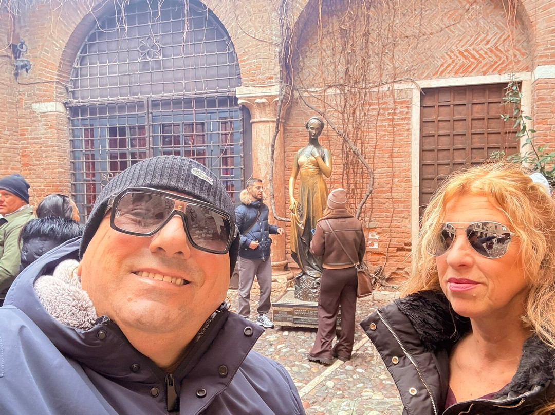 贝拉焦酒店主图