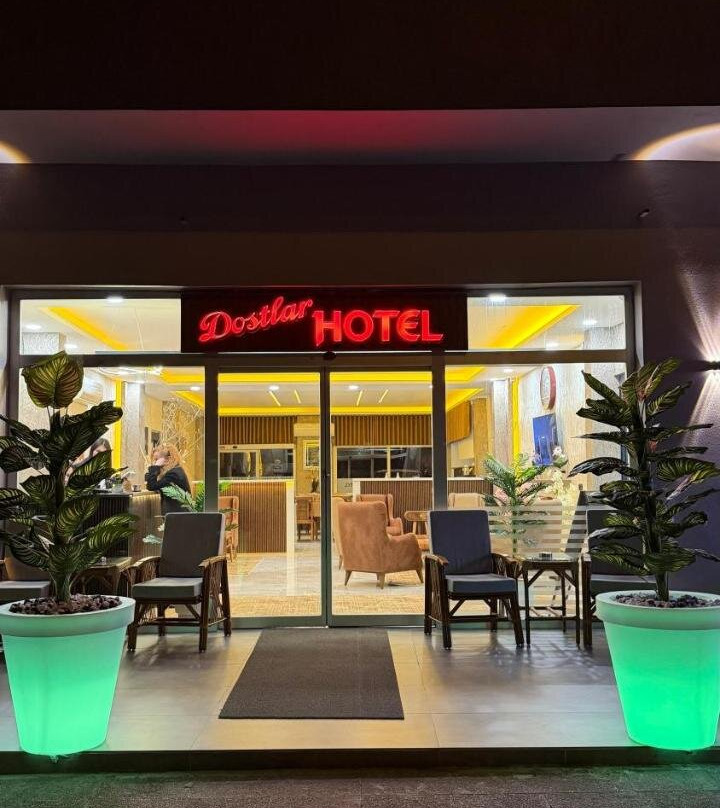 多斯特拉酒店