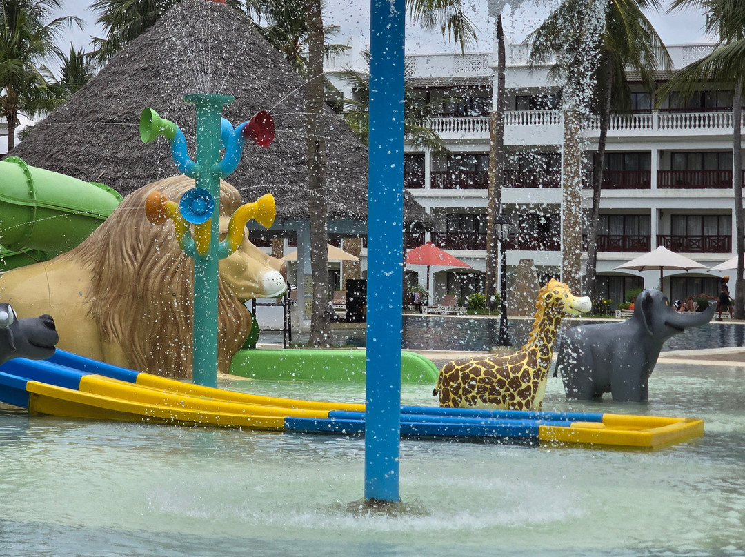 红鹤海滩水疗度假村主图