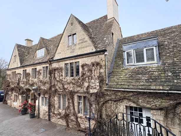 哈顿庭园酒店-官方