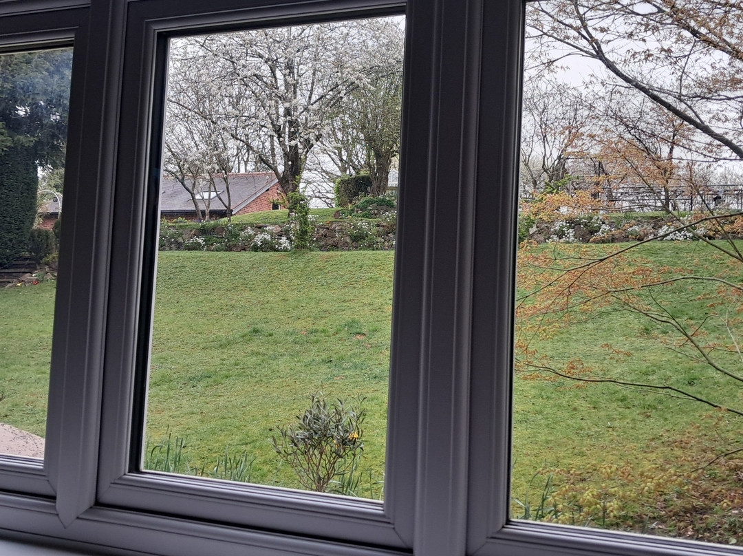 凯日曼考特庄园酒店主图