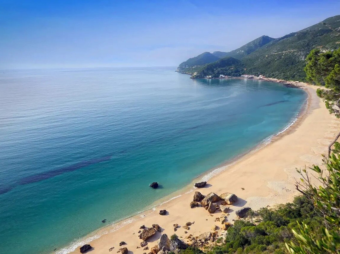 WIND: Tróia, Comporta - Experiences in Arrábida transferred by speedboat
