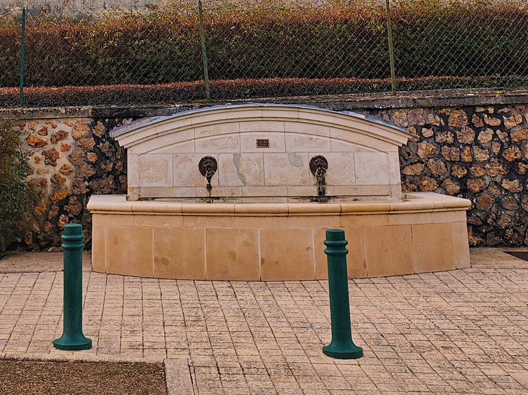 Histoire du lavoir du Pissot-Montval-sur-Loir必去景点