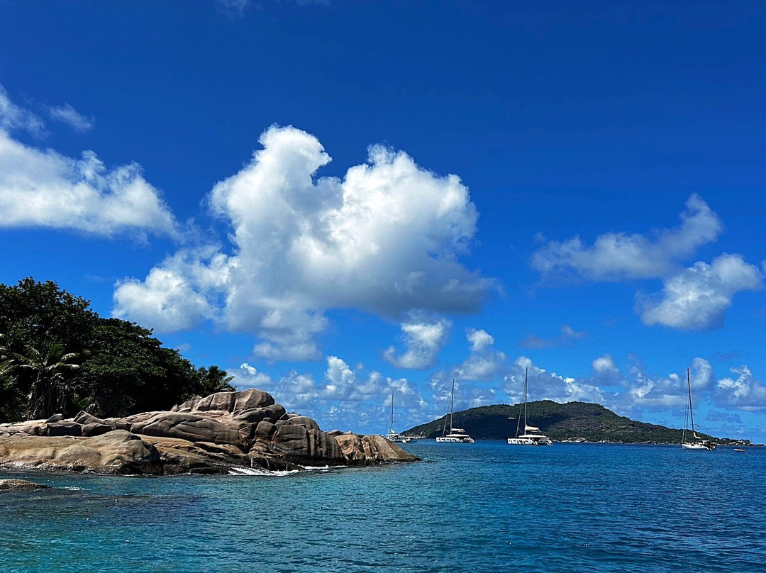 Ziblo Boat Charter-普拉兰岛必去景点