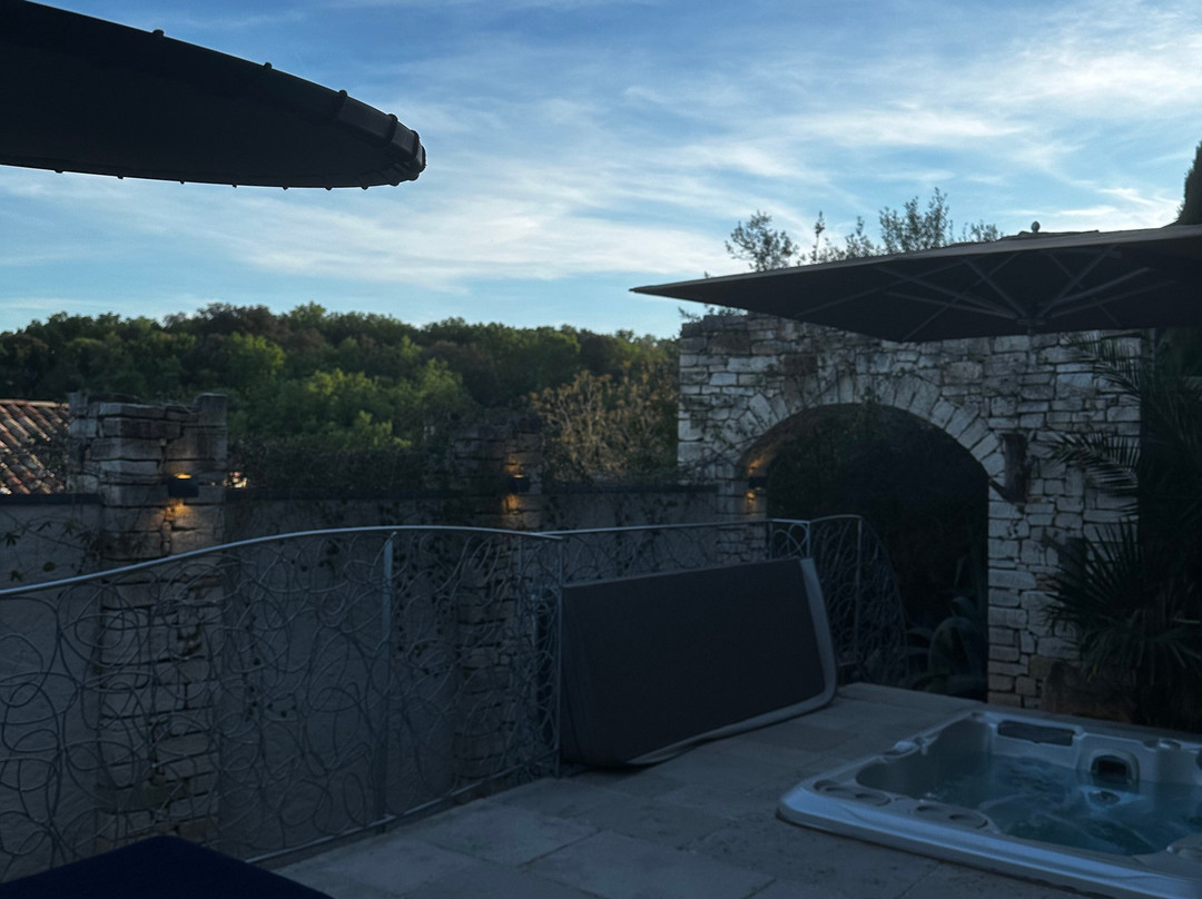 La Maison du Passage - Chambres - Suites Premium, Spa, Piscine et Restaurant主图
