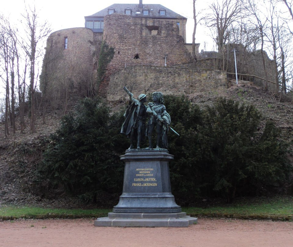 Burg Ebernburg-Bad Munster am Stein-Ebernburg必去景点