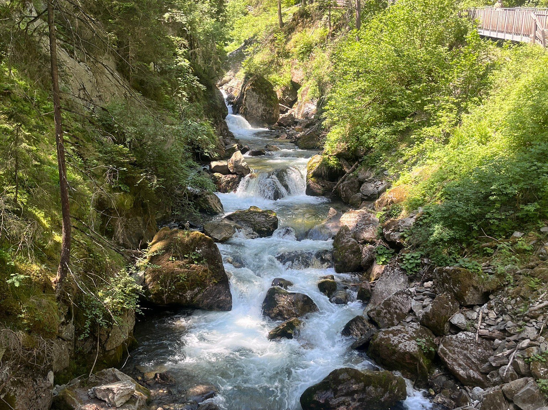 Le Cascate di Stanghe-Racines必去景点