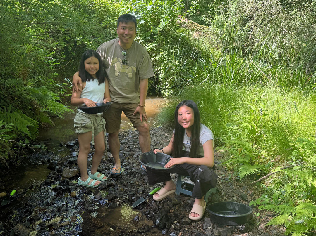 Holsworthy Gold Panning-Holsworthy必去景点
