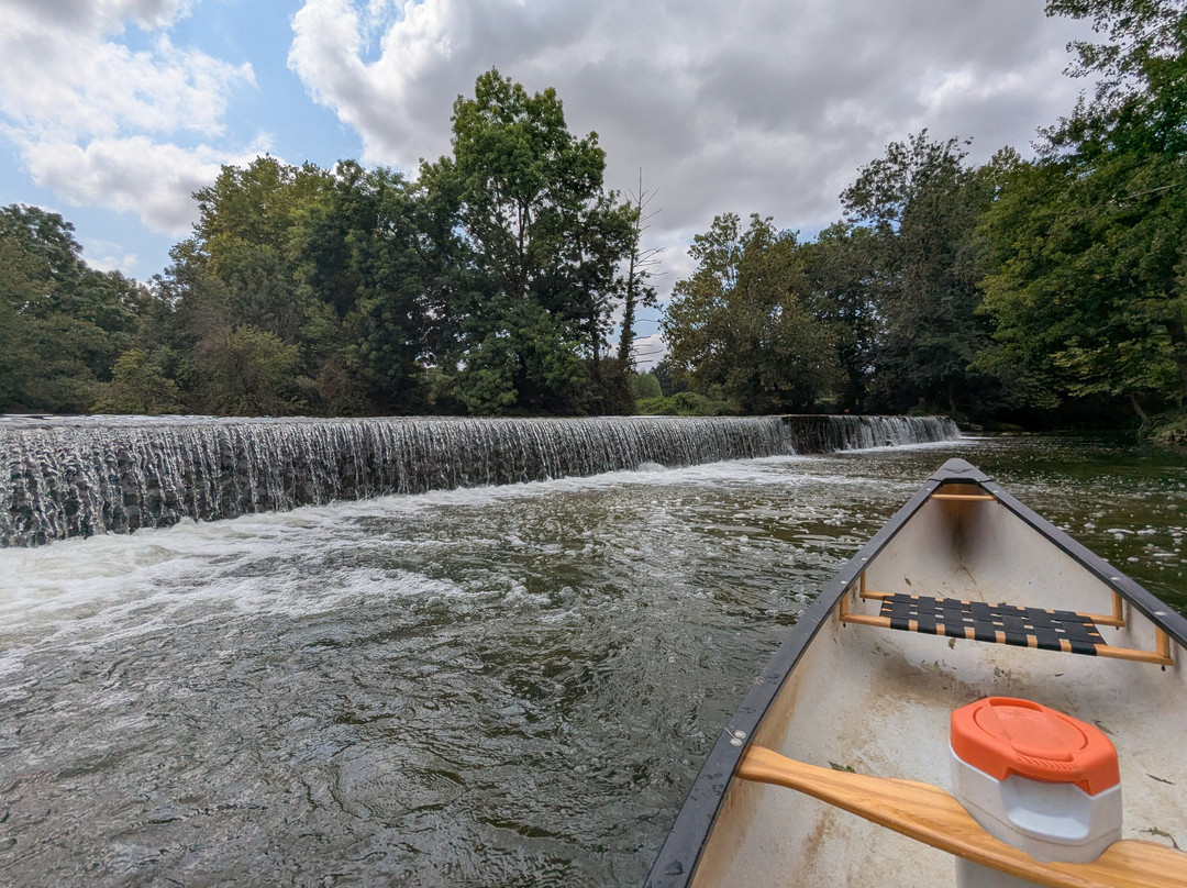 Base Nautique Canoë Paddle Saint-gelais-Saint-Gelais必去景点