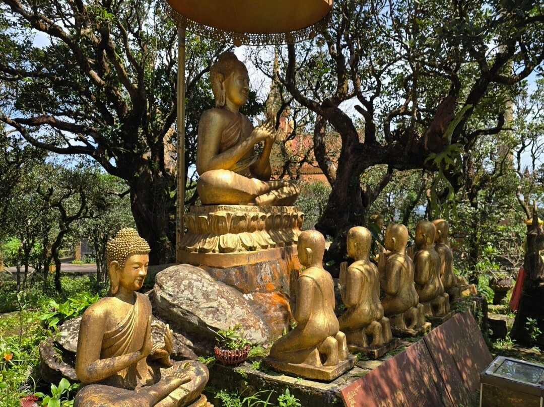 Wat Sampov Pram-贡布必去景点