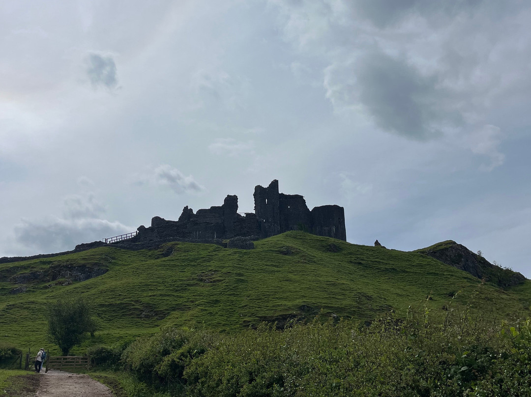 Carreg Cennen Castle Walk-兰代洛必去景点