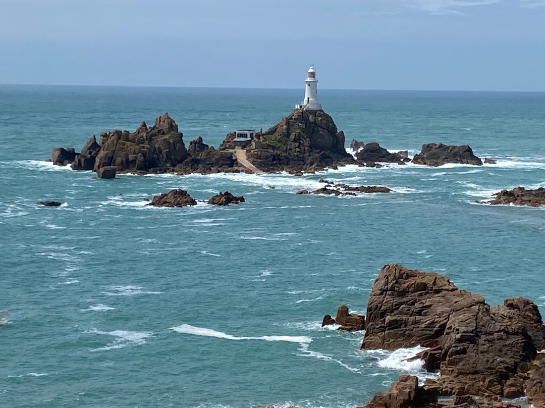 Corbiere Lighthouse (La Corbiere)-圣布雷拉德必去景点