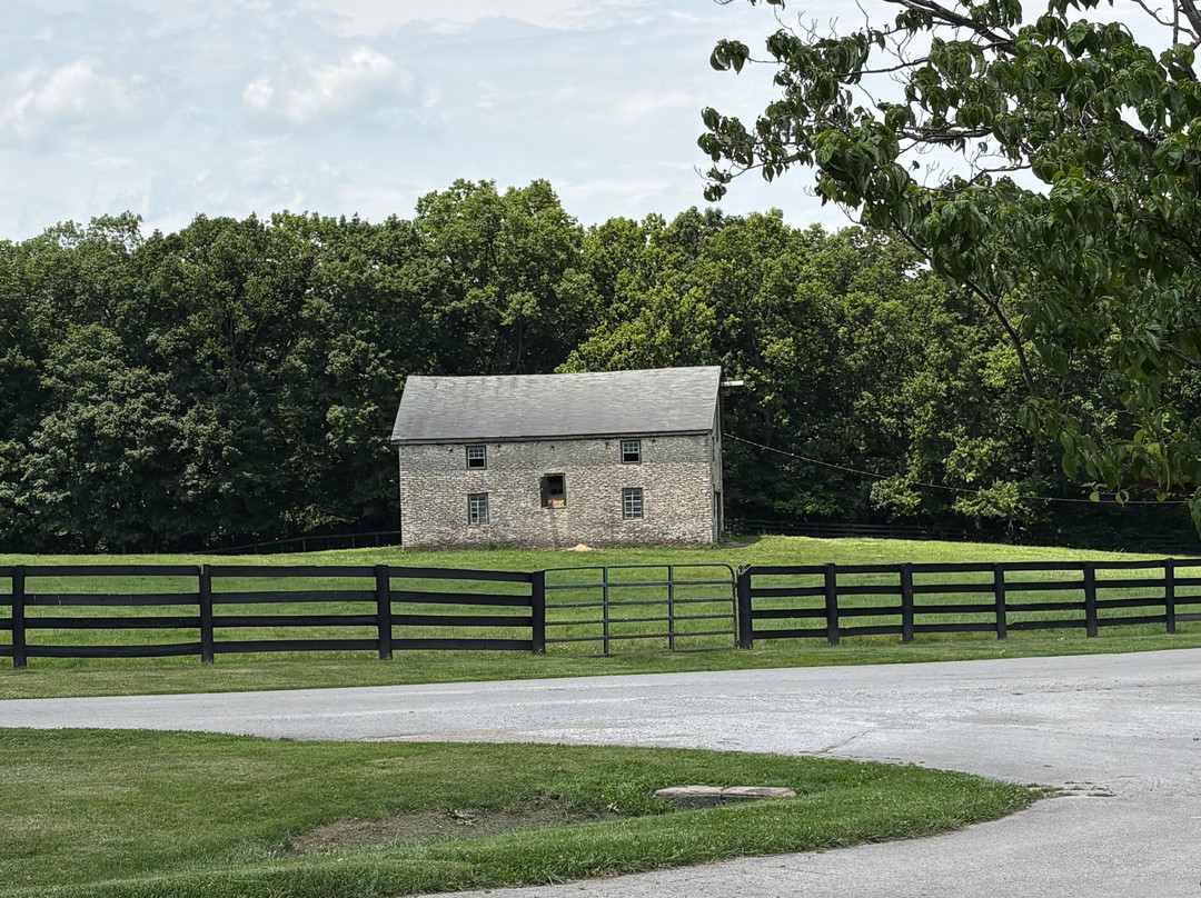 Runnymede Farm-Paris必去景点