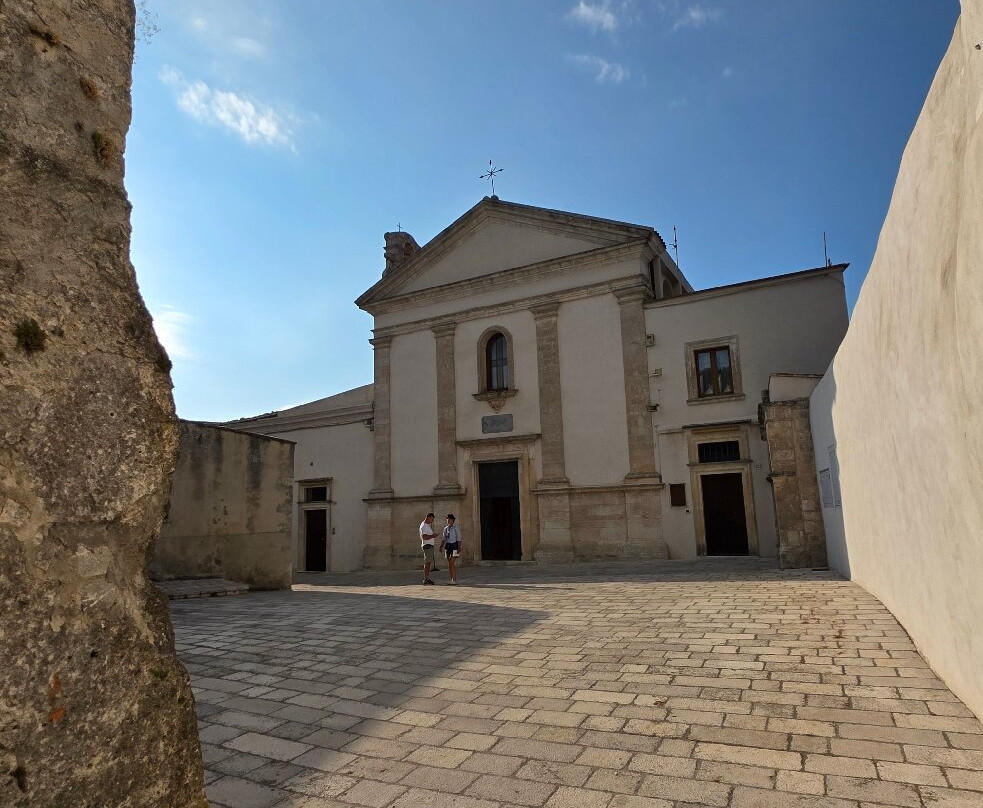 Santuario di San Michele Arcangelo-Monte Sant'Angelo必去景点