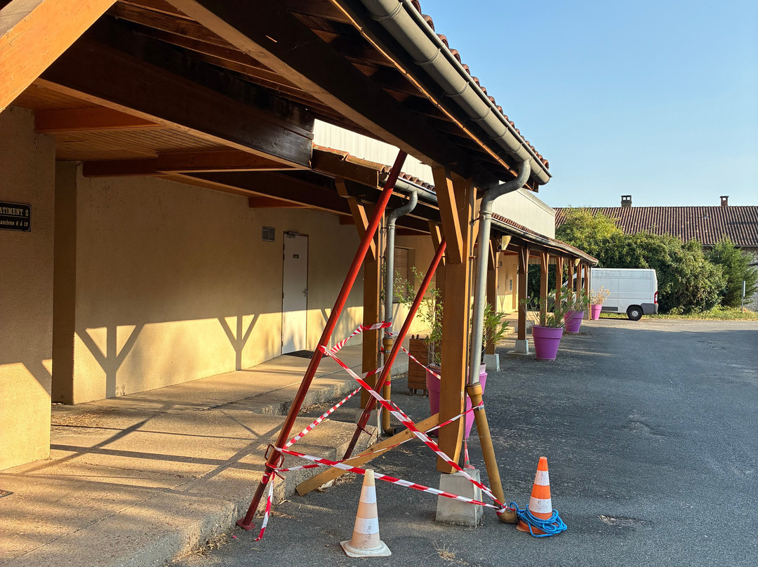 老农场罗吉斯餐厅酒店主图