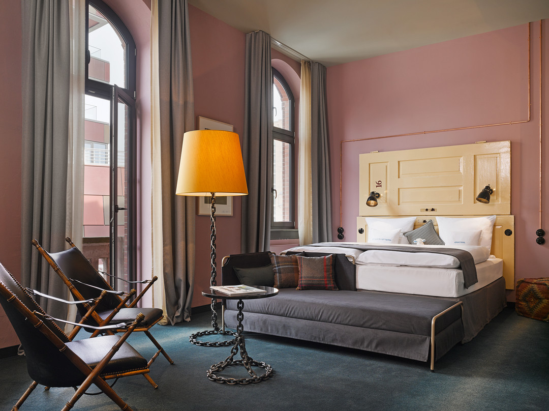 汉堡酒店住宿-25hours Hotel Altes Hafenamt