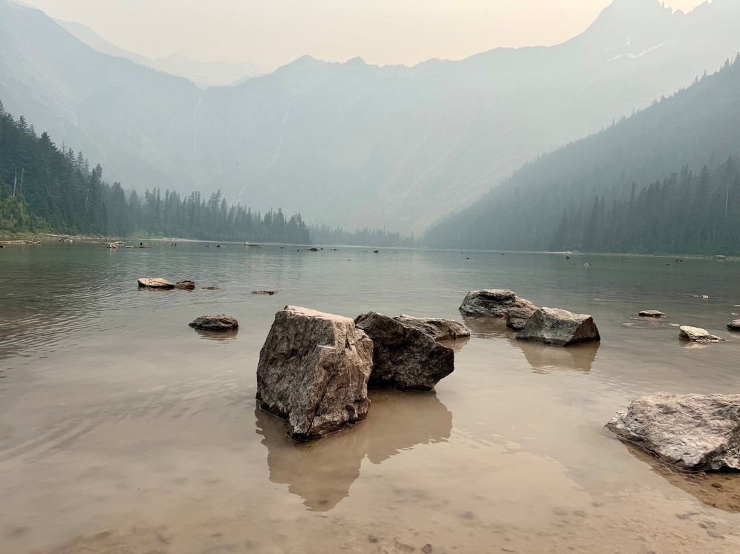 Avalanche Lake-冰河国家公园必去景点