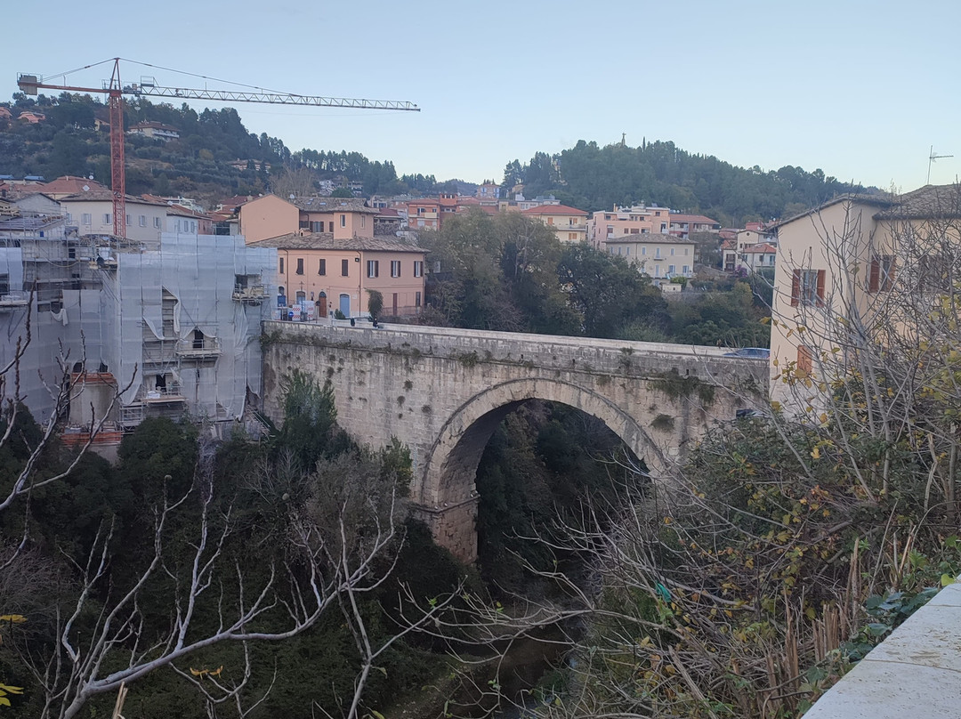 Maltignano旅游景点-Via delle Stelle