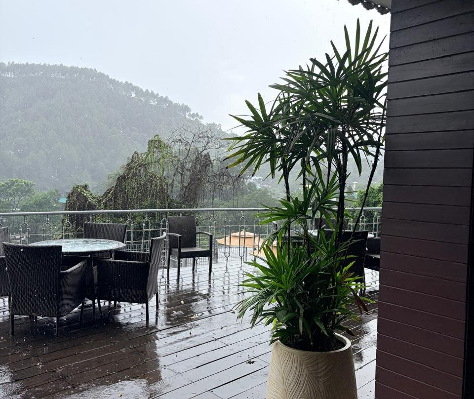 Naukuchia House, Naukuchiatal - Ihcl 精选主图
