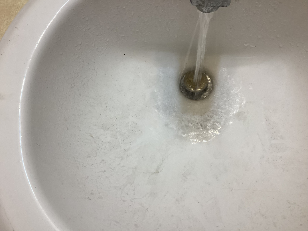 隐密湖滨度假村主图