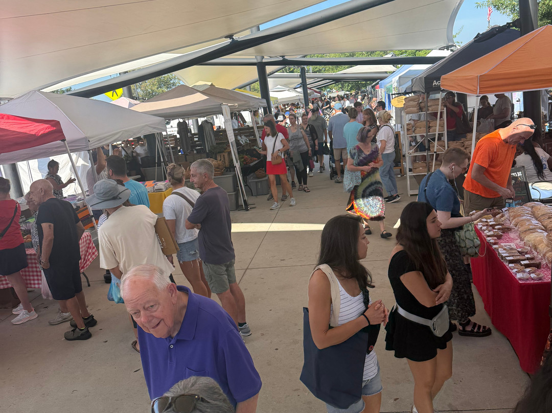 Downtown Hickory Farmers Market-希科里必去景点
