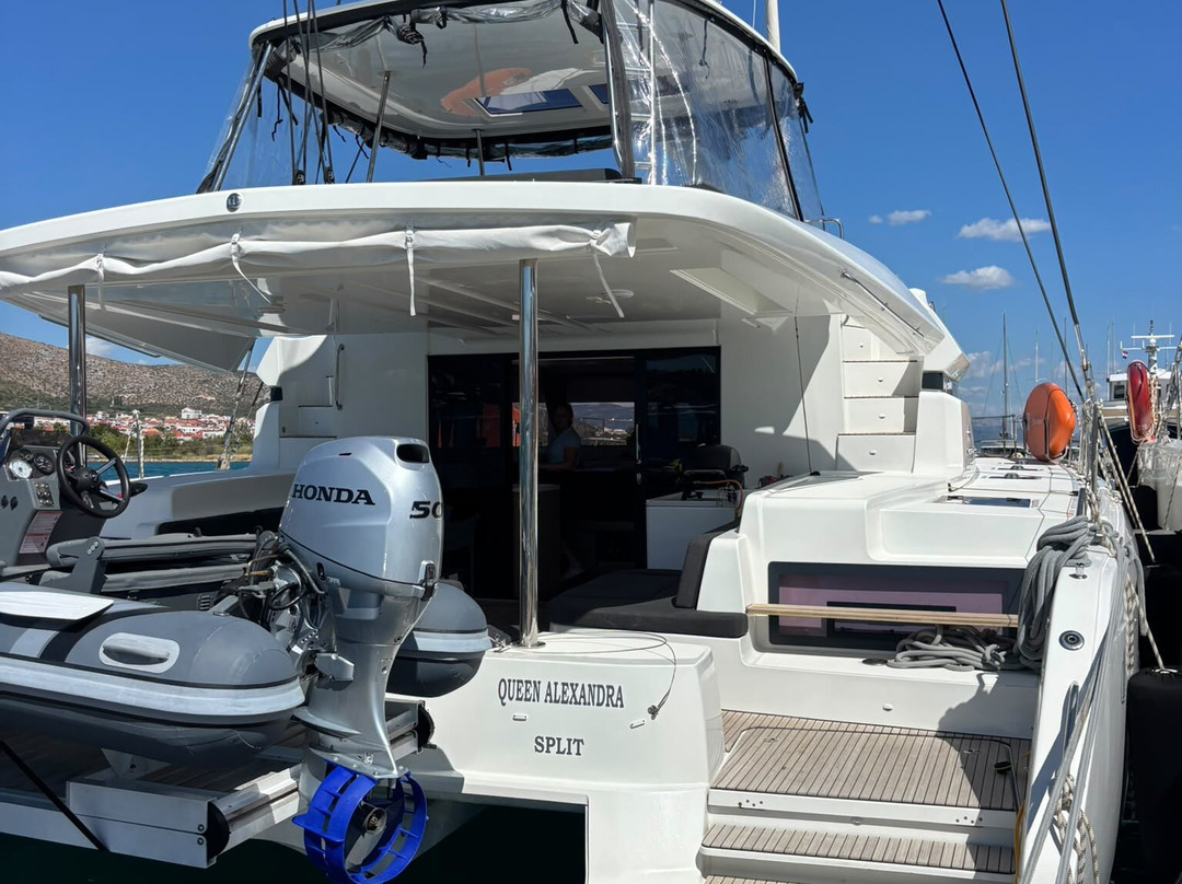 Luxury Sailing-特罗吉尔必去景点