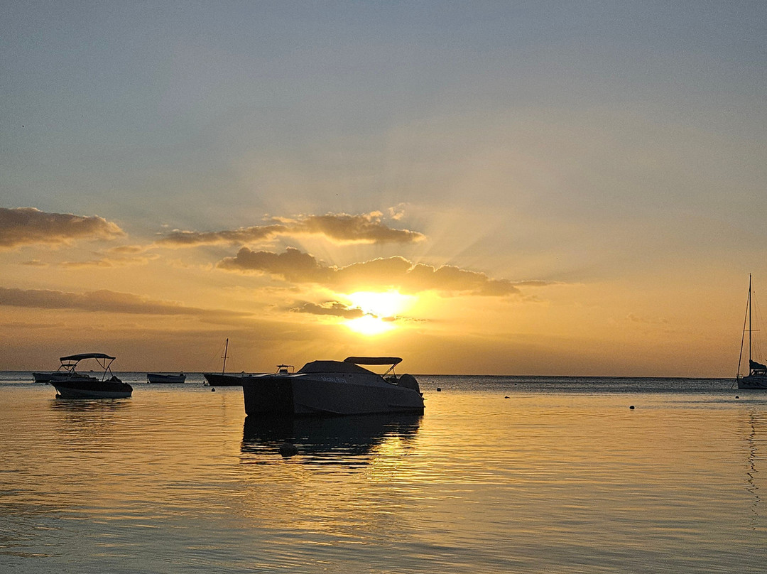 Taxi Service Mauritius (TRAVELHUB)-卡特勒博尔纳必去景点