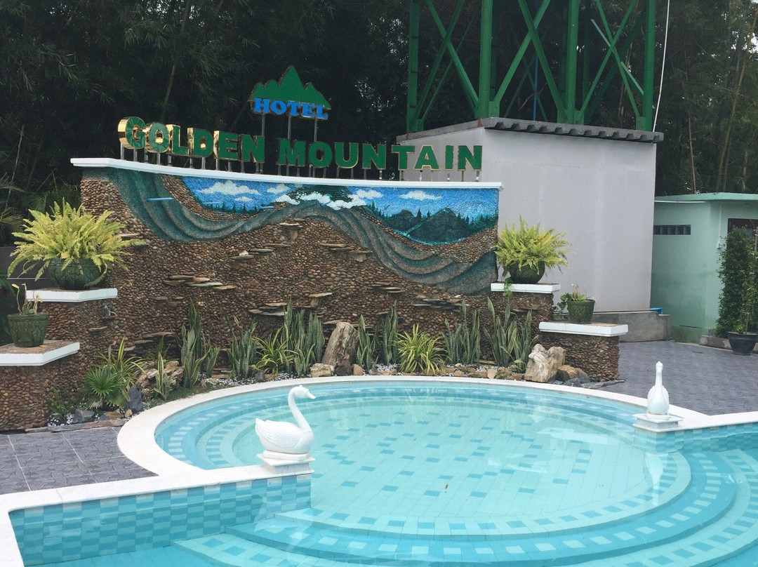 Magyizin Village酒店住宿-Golden Mountain Hotel