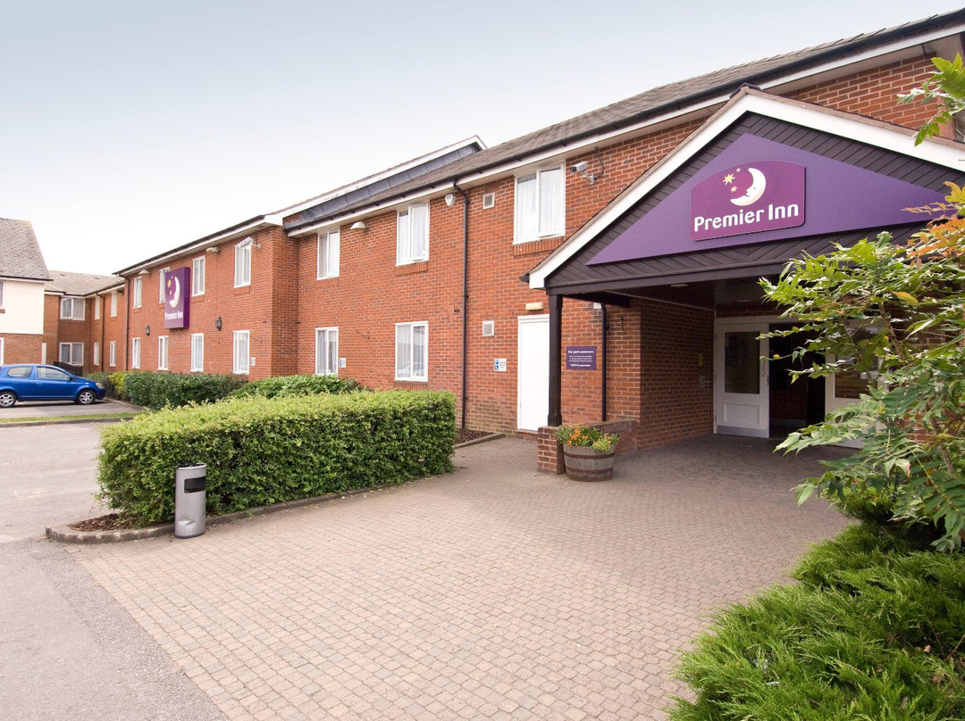 Premier Inn Swindon North Hotel