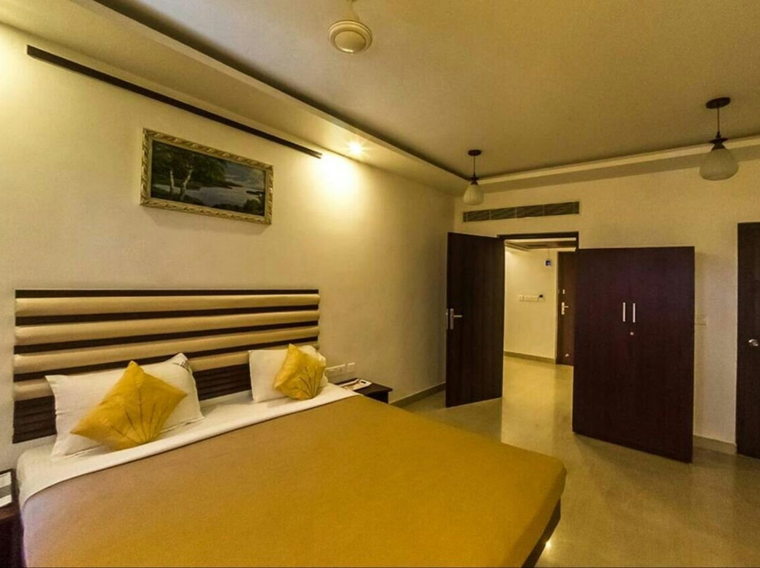 Hotel JB Residency主图
