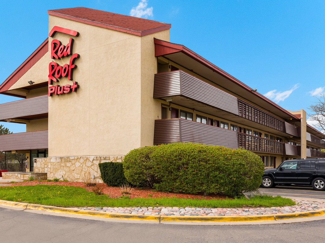 Super 8 by Wyndham Deerfield/Northbrook主图